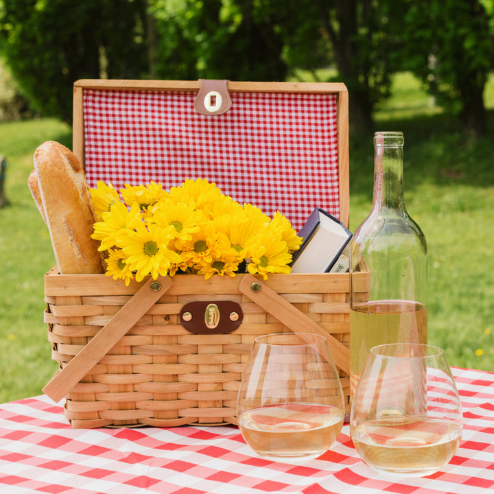Gingham Lined Woodchip Picnic Basket With Lid and Movable Handles Image 2