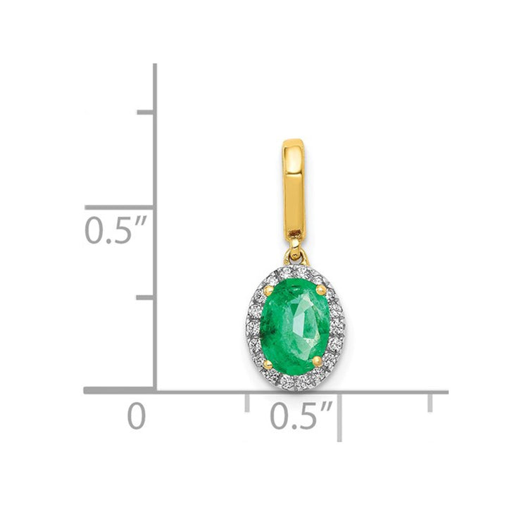 4/5 Carat (ctw) Natural Emerald Halo Pendant Necklace in 14K Yellow Gold with Chain and Accent Diamonds Image 4