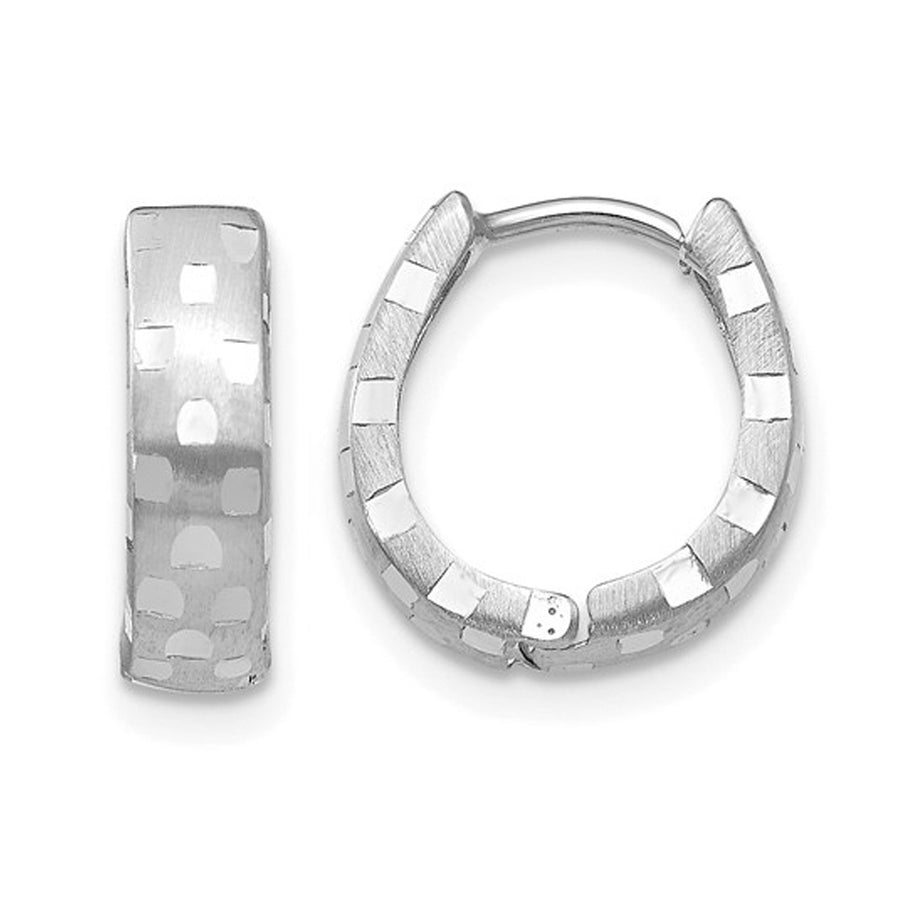 14K White Gold Diamond Cut 4mm Patterned Hinged Huggie Hoop Earrings Image 1