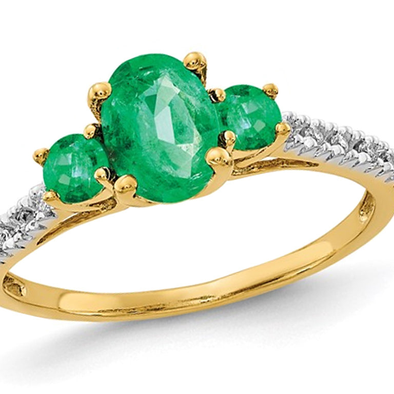 1.00 Carat (ctw) Three-Stone Emerald Ring in 14K Yellow Gold Image 1
