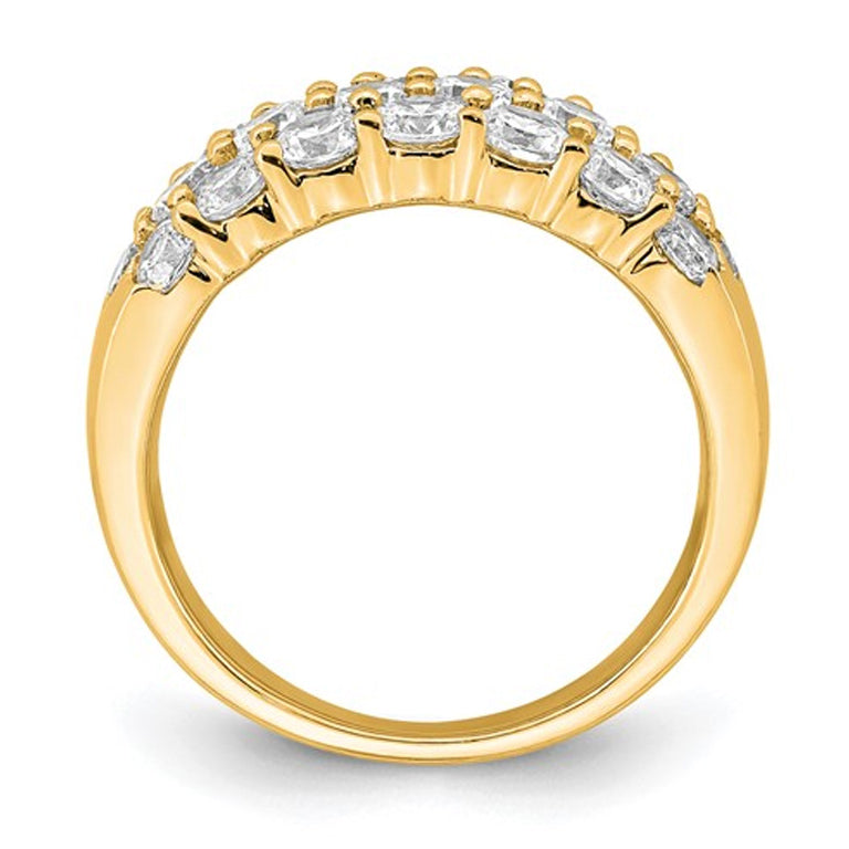 2.50 Carat (ctw SI1-SI2G-H-I) Lab-Grown Diamond Ring in 14K Yellow Gold Image 4