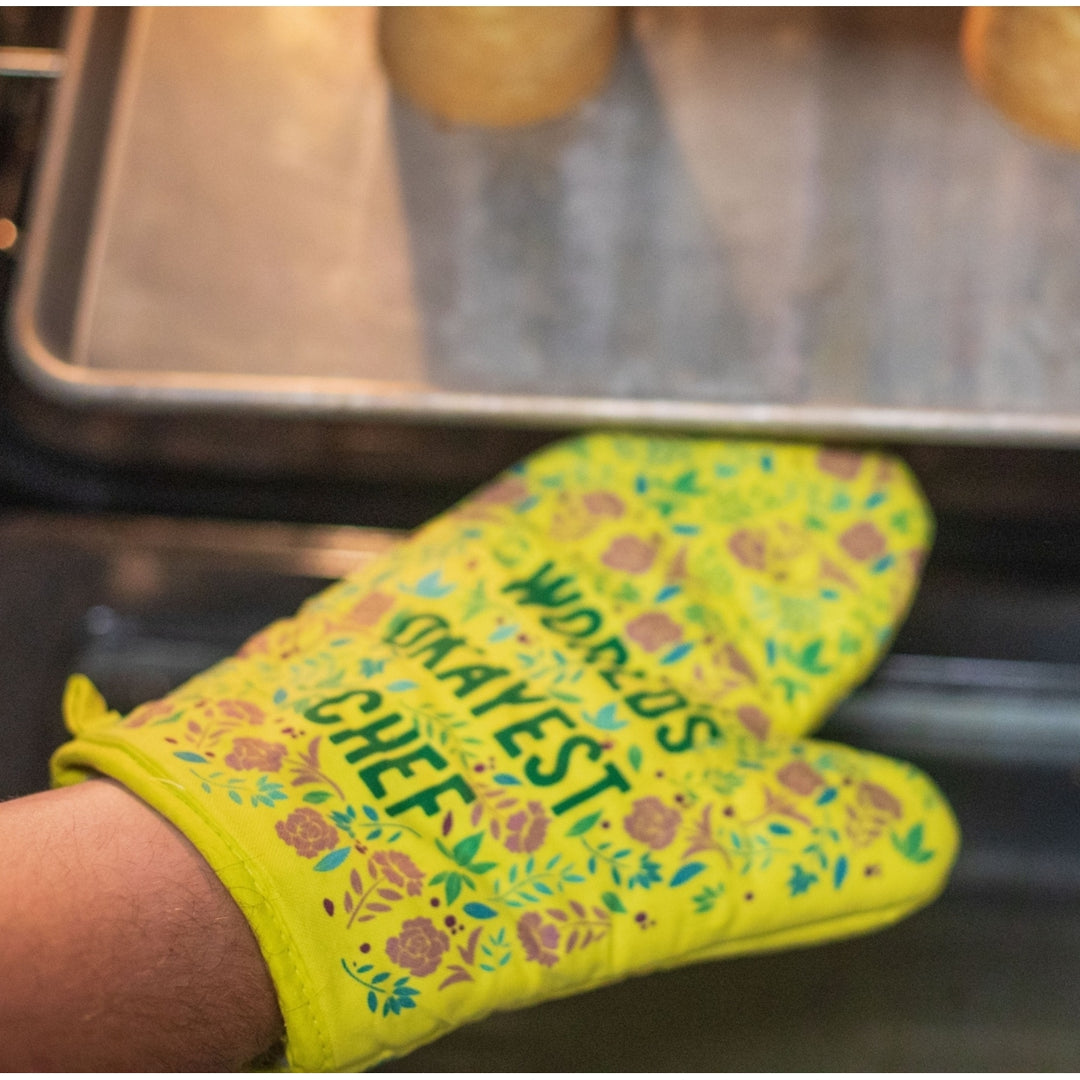 Worlds Okayest Chef Oven Mitt Funny Cooking Floral Kitchen Glove Gag Gift Image 4
