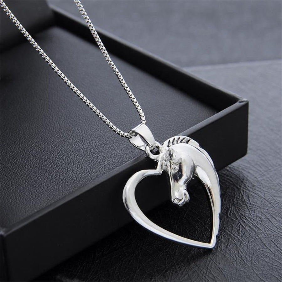 Women Hollow Out Heart Horse Head Shaped Pendant Chain Necklace Jewelry Gift Image 1