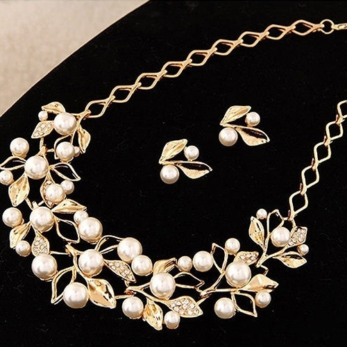 Elegant Bridal Faux Pearl Leaves Choker Necklace Stud Earrings Jewelry Set Image 7