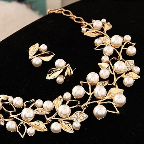 Elegant Bridal Faux Pearl Leaves Choker Necklace Stud Earrings Jewelry Set Image 8