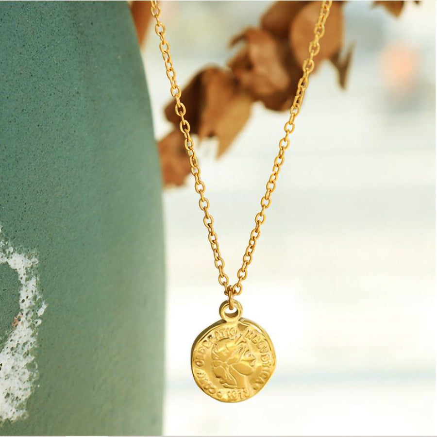 18k Gold Filled Coin Vintage Women Pendant Necklace Jewelry Image 1