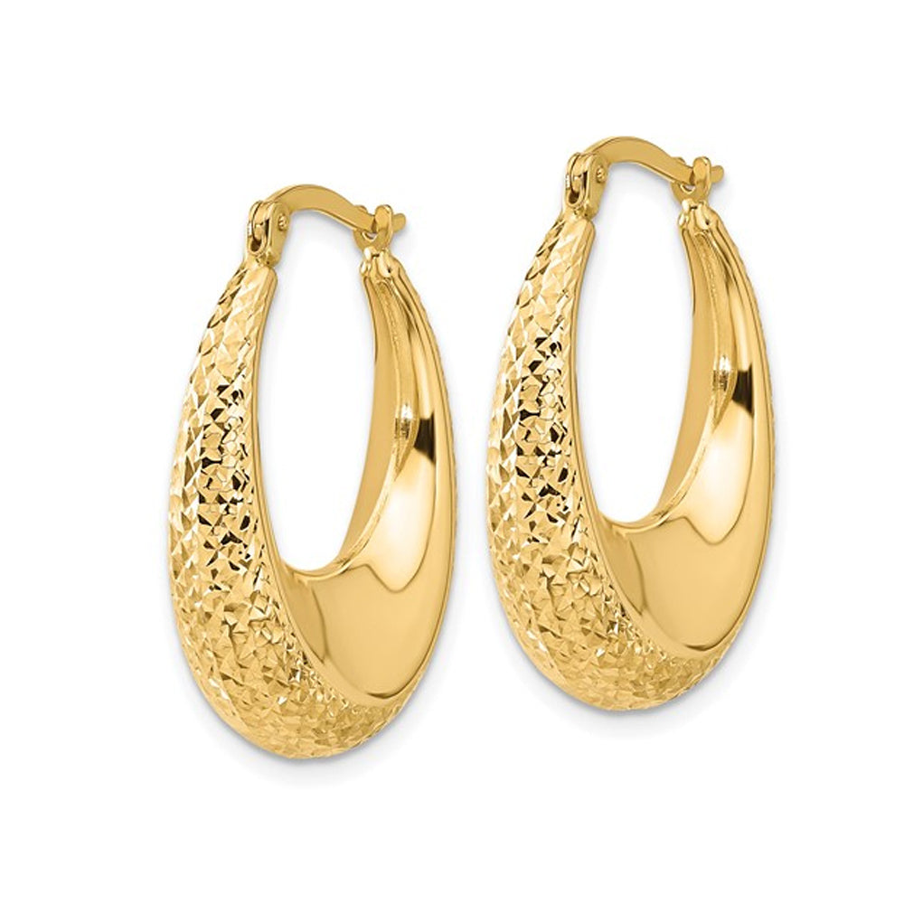 14K Yellow Gold Diamond-Cut Oval Hoop Earrings Image 2