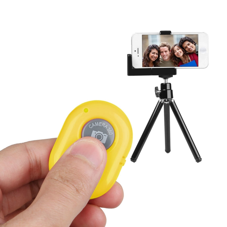 Unique Wireless Shutter Remote Controller Fit for Android and iOS Devices Image 1