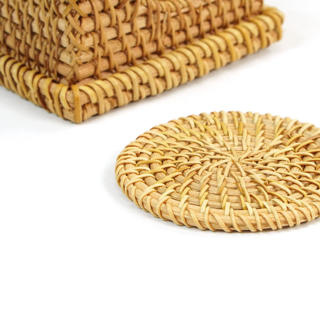 Honey Brown Set of 6 Round Natural Rattan Placemats with Rectangular Holder Image 3