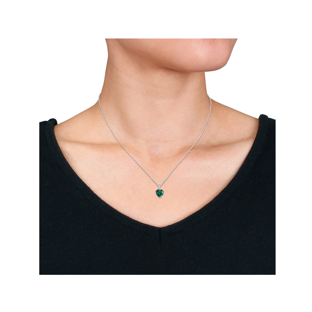 1.50 Carat (ctw) Lab-Created Emerald Heart Solitaire Pendant Necklace in Sterling Silver with Chain Image 2