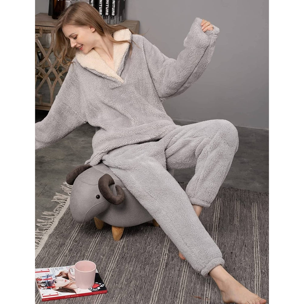 Fleece Pajamas for Women Soft Comfy Fluffy Pajamas Set Pullover Pants Loose Plush Warm Clothes for Winter Sleepwear Image 2