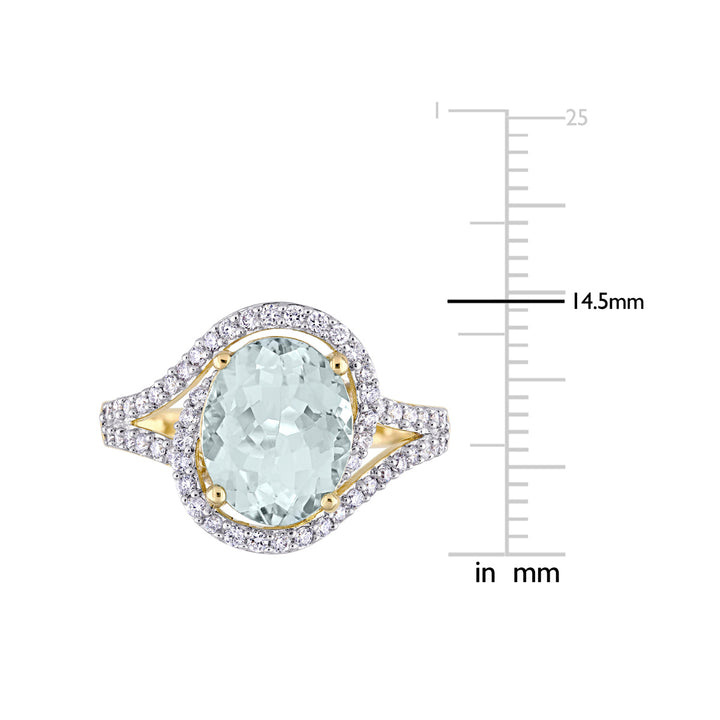 3.20 Carat (ctw) Oval Aquamarine Ring in 14K Yellow Gold with Diamonds 1/2 Carat (ctw) Image 4