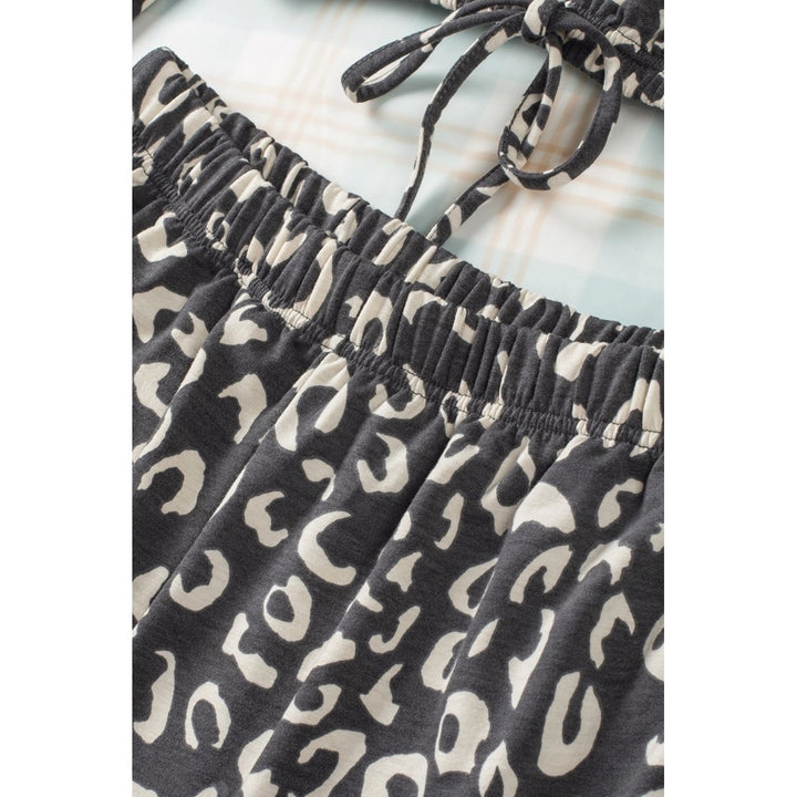 Womens Gray Animal Print Long Sleeves Pullover and Shorts Lounge Set Image 7