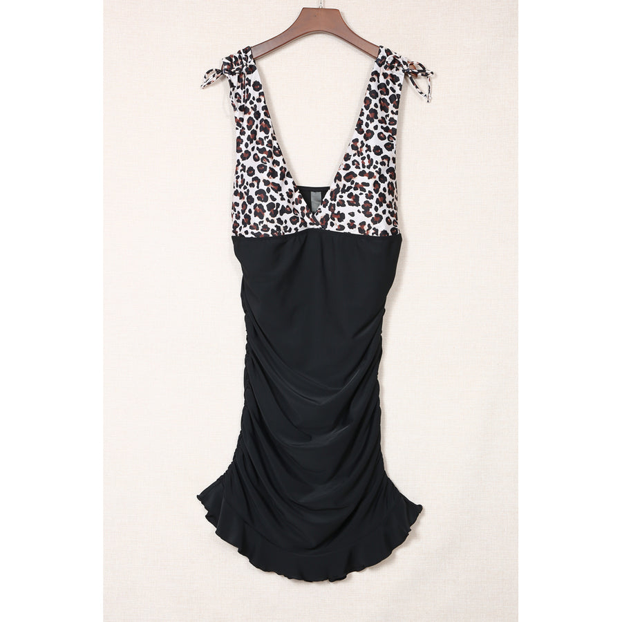 Womens Black Plus Size Leopard Print Ruched Ruffle V Neck One-piece Swimsuit Image 1