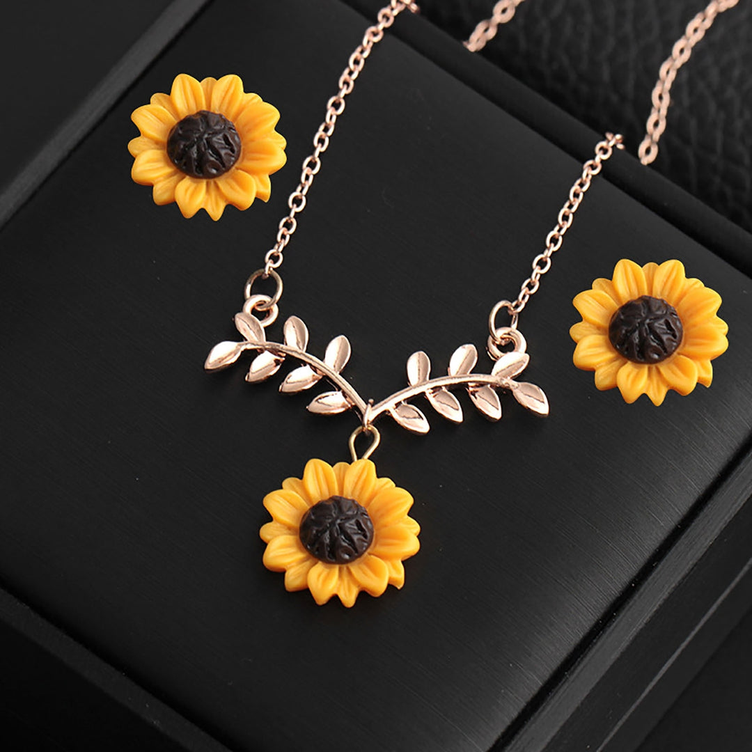 4Pcs/Set Women Jewelry Set Sunflower Shape Vivid Stainless Leaf Decor Women Necklace Ring Jewelry Set for Wedding Image 11