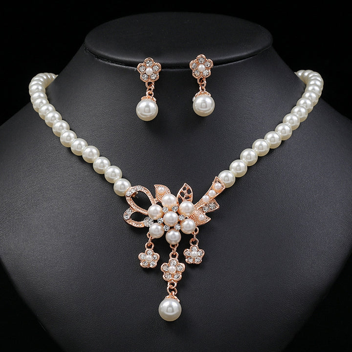 1 Set Women Necklace Beaded Glossy Faux Pearls Rhinestone Embedded Flower Bride Necklace Stud Earrings Kit Wedding Image 4