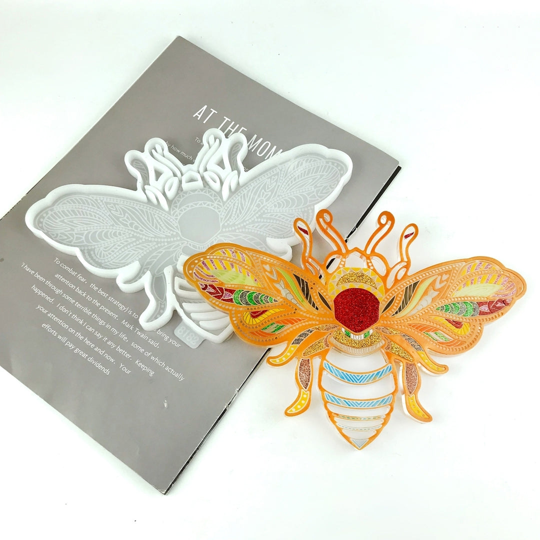 Epoxy Mold Multi-purpose Easy to Clean Non-stick DIY Decorative Bee Jewelry Pendant Epoxy Resin Mold Kids Craft Tool Image 3