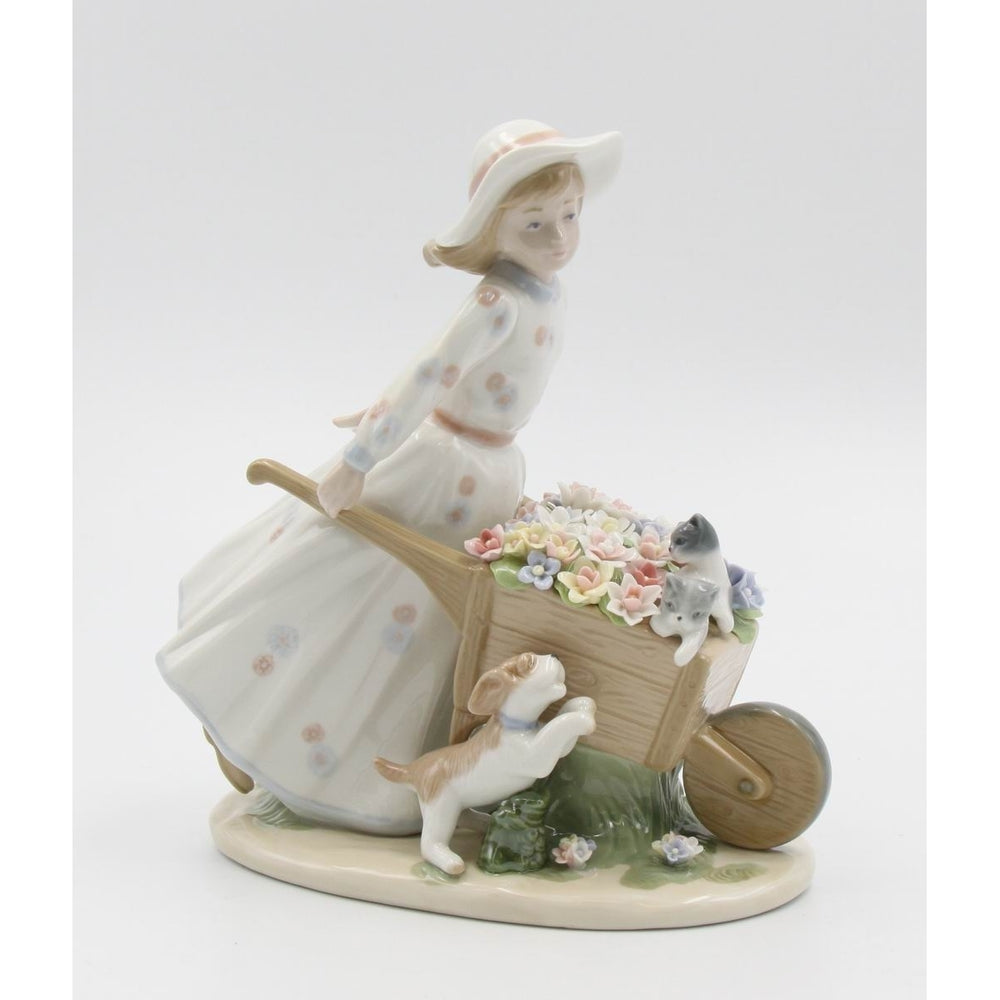Ceramic Girl With Flower Wagon FigurineHome DcorMomFarmhouse Kitchen Dcor, Image 2