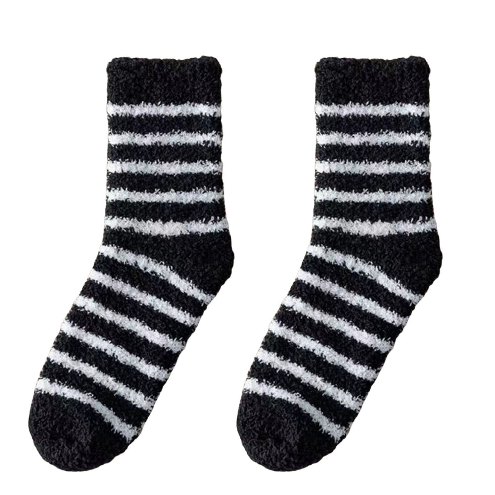 1 Pair Men Striped Socks Thickening Keep Warm Coral Fleece Individuality Cold Resistant Middle Tube Socks for Daily Use Image 2