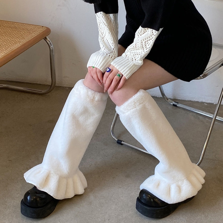 1 Pair Leg Warmers Smocked Lace Straight Plush Medium Tube Knee-length Warm Socks for Shopping Image 1