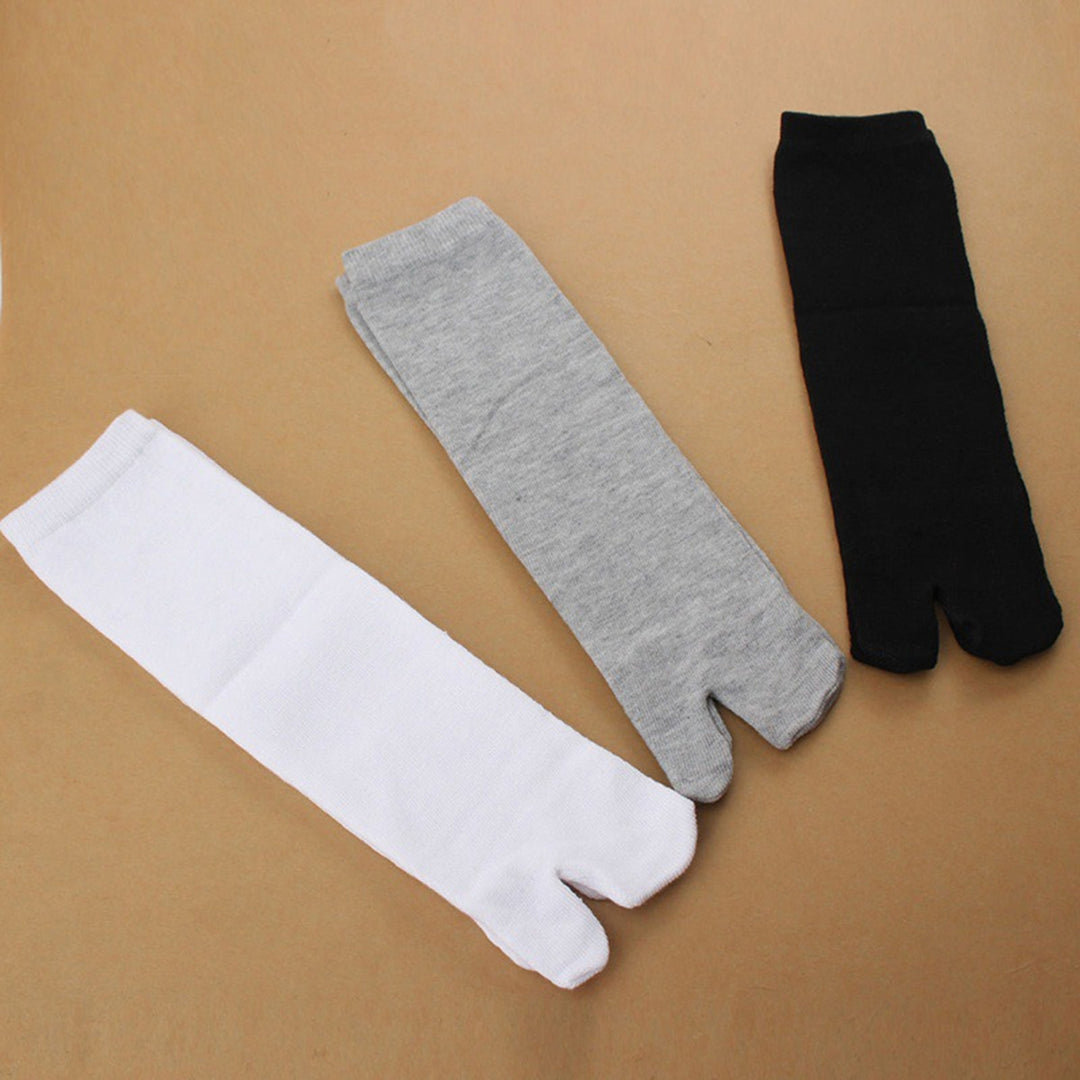 1 Pair Mid-tube Anti-skid Solid Color Unisex Socks Japanese Style Split 2 Toe Tabi Socks Image 9