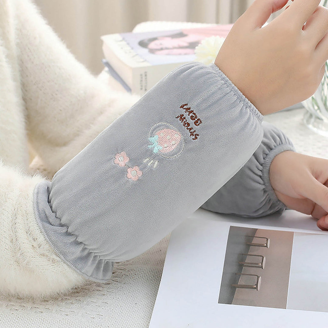 1 Pair Children Oversleeves Strawberry Flower Embroidery Anti Fouling Stain Resistant Autumn Winter Image 9