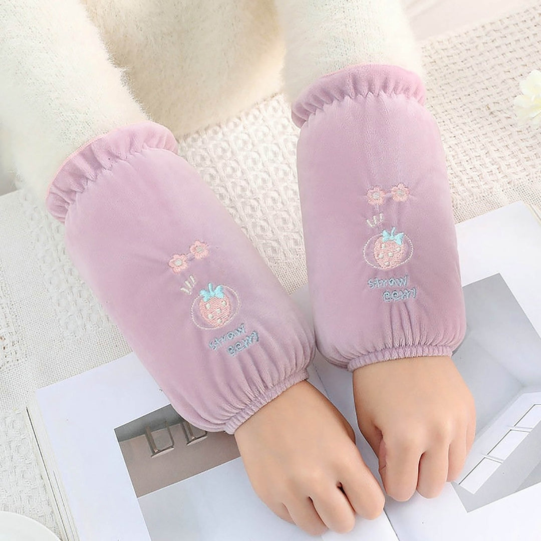 1 Pair Children Oversleeves Strawberry Flower Embroidery Anti Fouling Stain Resistant Autumn Winter Image 11
