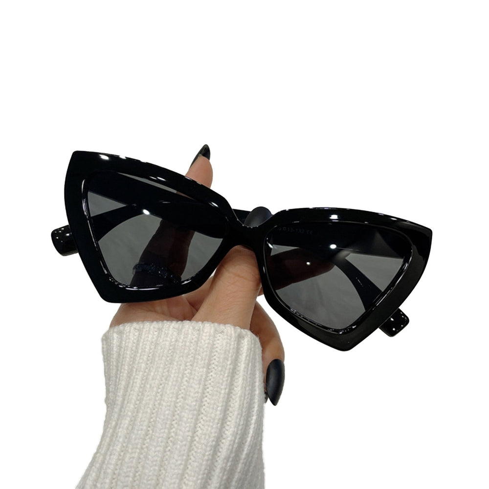Polygon Big Frame Integrated Lens True Color Women Sunglasses Fashion Anti-UV Travel Sun Glasses Image 2