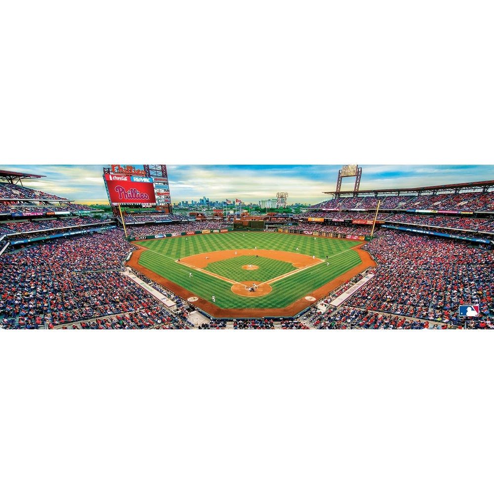 Philadelphia Phillies - 1000 Piece Panoramic Jigsaw Puzzle Image 2
