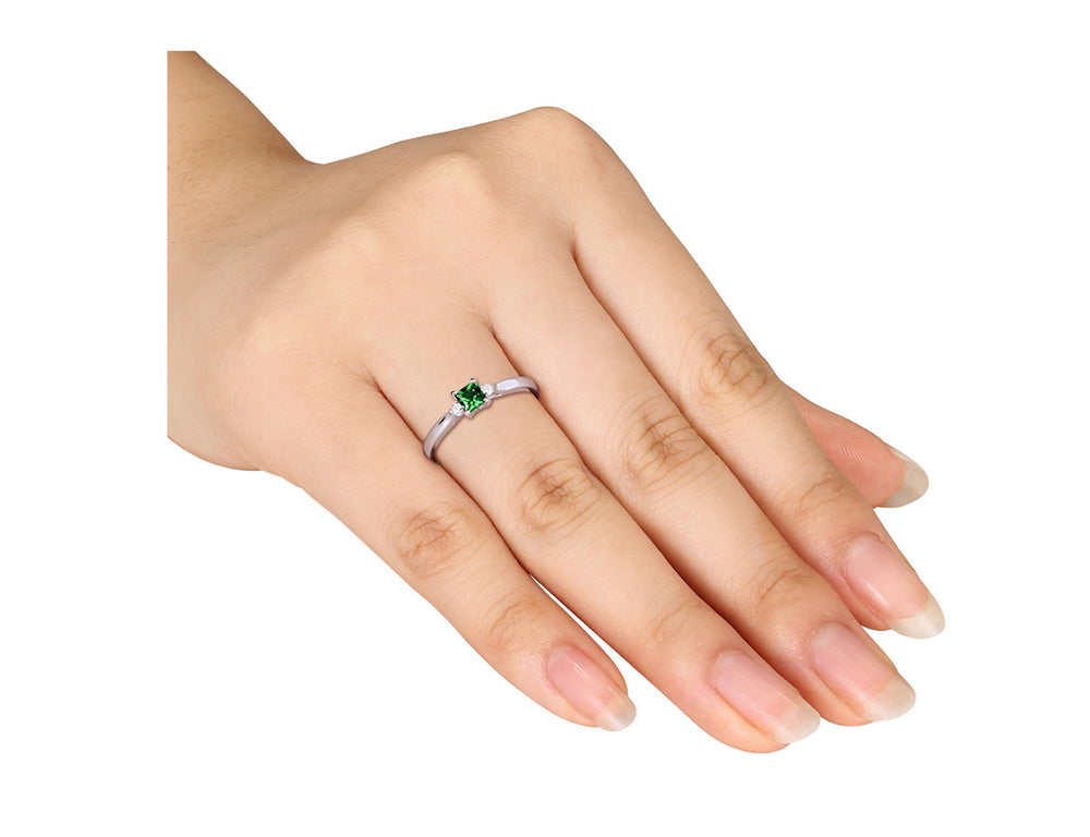 1/5 Carat (ctw) Lab-Created Solitaire Emerald Ring in Sterling Silver Image 2