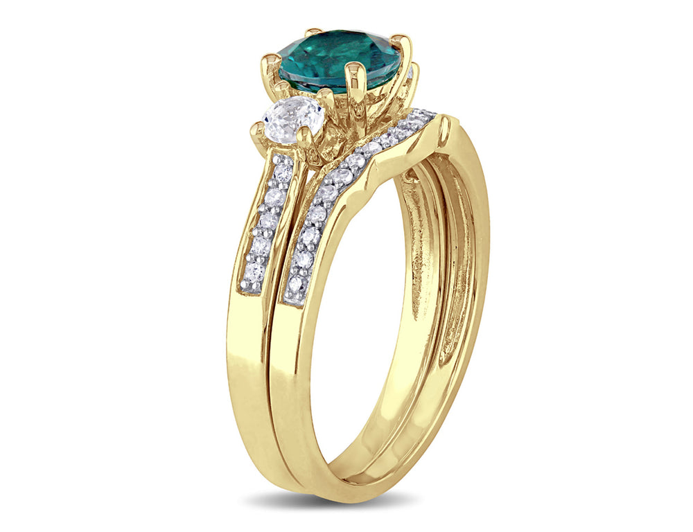 4/5 Carat (ctw) Lab-Created Emerald Bridal Wedding Ring Set in 10K Yellow Gold with Diamonds Image 2