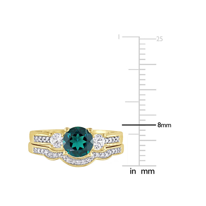 4/5 Carat (ctw) Lab-Created Emerald Bridal Wedding Ring Set in 10K Yellow Gold with Diamonds Image 3