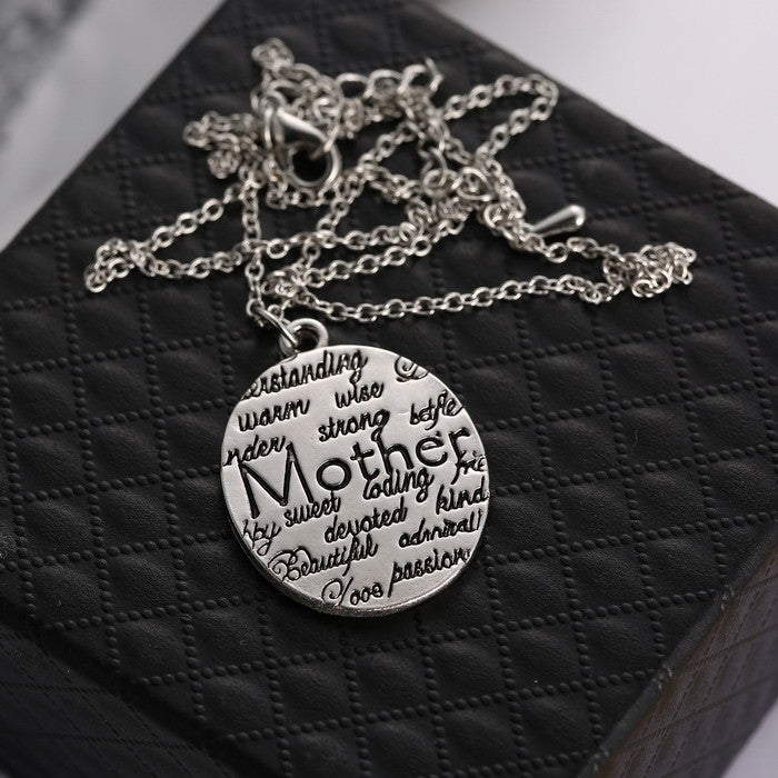 Engraved "Mom" Circle Pedant Necklace Image 3