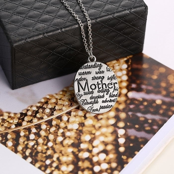 Engraved "Mom" Circle Pedant Necklace Image 4