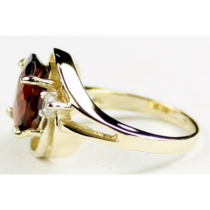 10K Gold Ladies Ring Mozambique Garnet R021 Image 3
