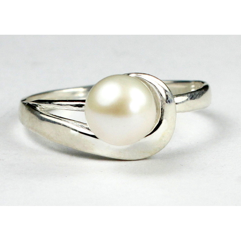 SR340 6mm Pearl 925 Sterling Silver Ring Image 1