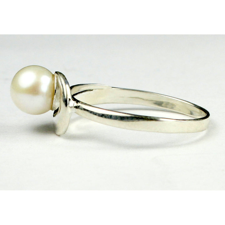 SR340 6mm Pearl 925 Sterling Silver Ring Image 3