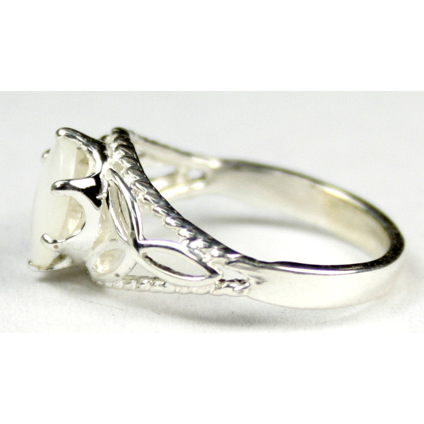 SR137 Mother of Pearl 925 Sterling Silver Ring Image 3