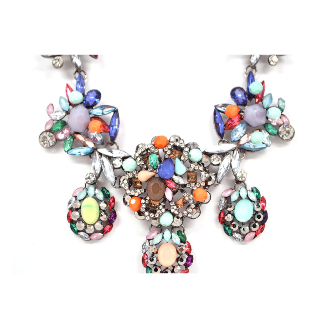 The Bohemian Summer Feel Colorful Crystal Chainmalle Statement Necklace Image 4