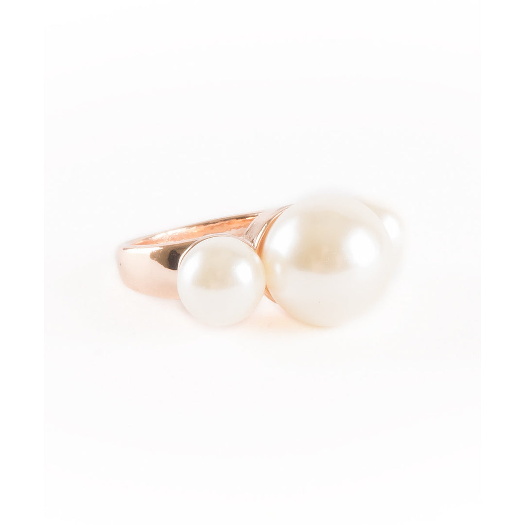 Mod Triple Pearl Classic Trio and Simple 18k Gold Plated Audrey Hepburn Pearl Ring Image 3