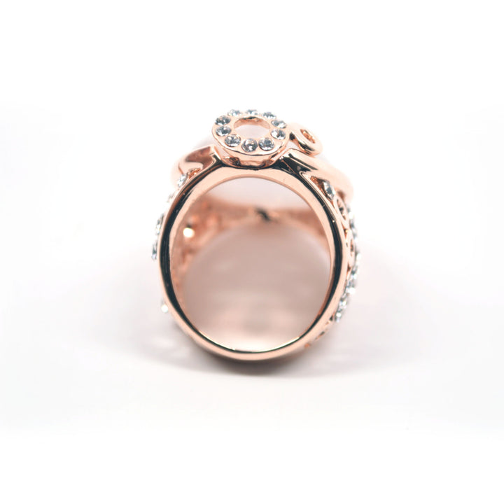 Modern Snow Globe Womens White Gem and Bubble Crystals on a Rose Gold Fashion Ring Image 4