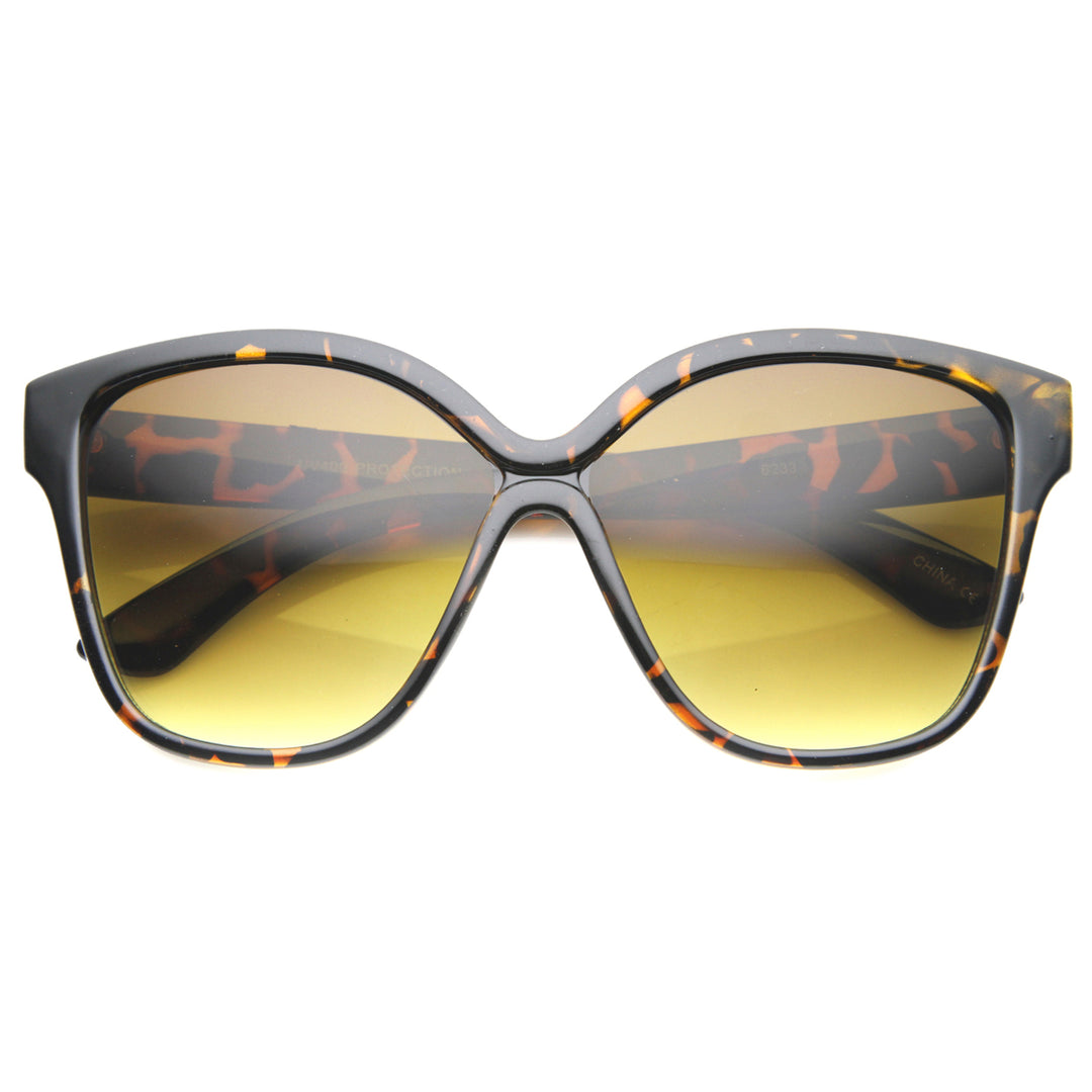 Womens Oversized Sunglasses With UV400 Protected Gradient Lens 9937 Image 2