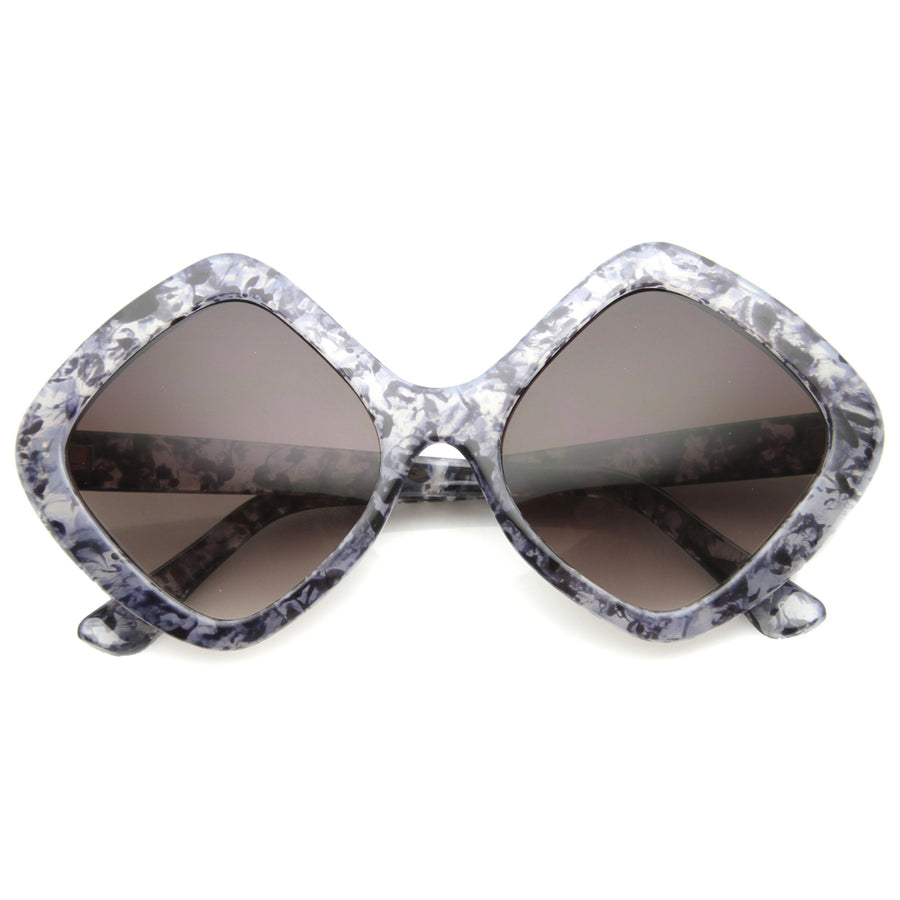 Womens Oversized Sunglasses With UV400 Protected Gradient Lens 9968 Image 1