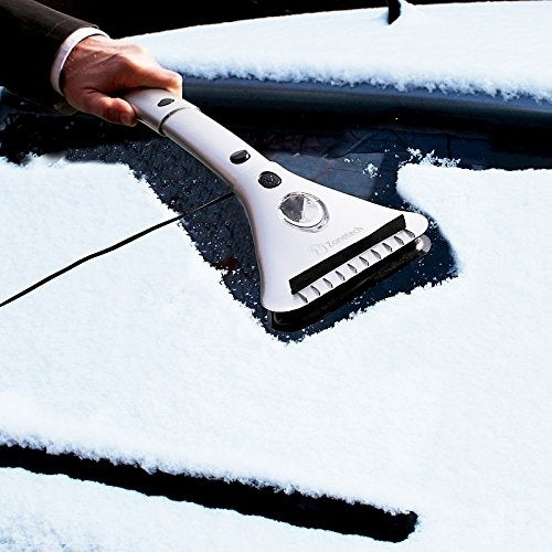 Zone Tech Heated Electric Car Window Snow Ice Scraper LED Light Extendable 12V 15.8 Ft. Cord Image 3