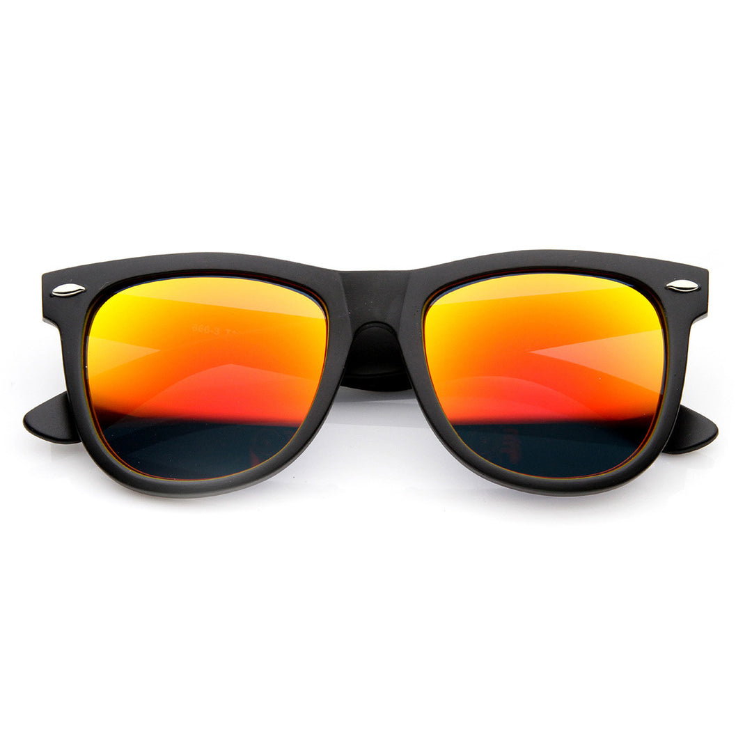 Oversized Horn Rimmed Sunglasses with Metal Rivets Image 6