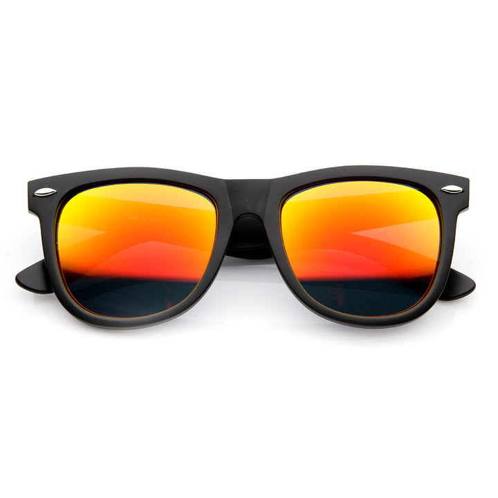 Oversized Horn Rimmed Sunglasses with Metal Rivets Image 6