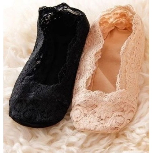 2 Pairs Lace Ankle Socks Beige and Black Image 3