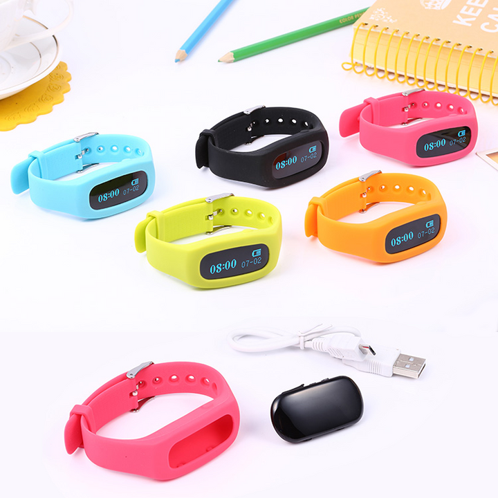SLIM SMART FIT Bluetooth Health Monitoring Watch with Free Extra Band Image 3