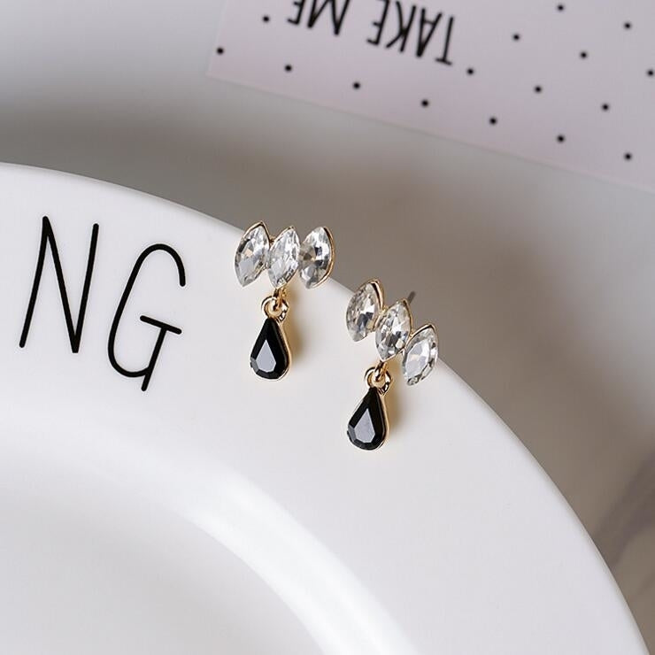 Fashion Water Drop Earrings Image 4