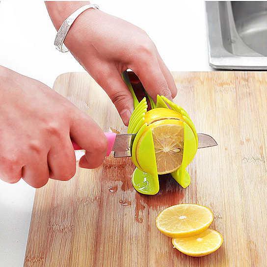 Multifunctional Kitchen Fruit Slicer Vegetable Lemon Tomato Circular Slicer Handheld Image 1